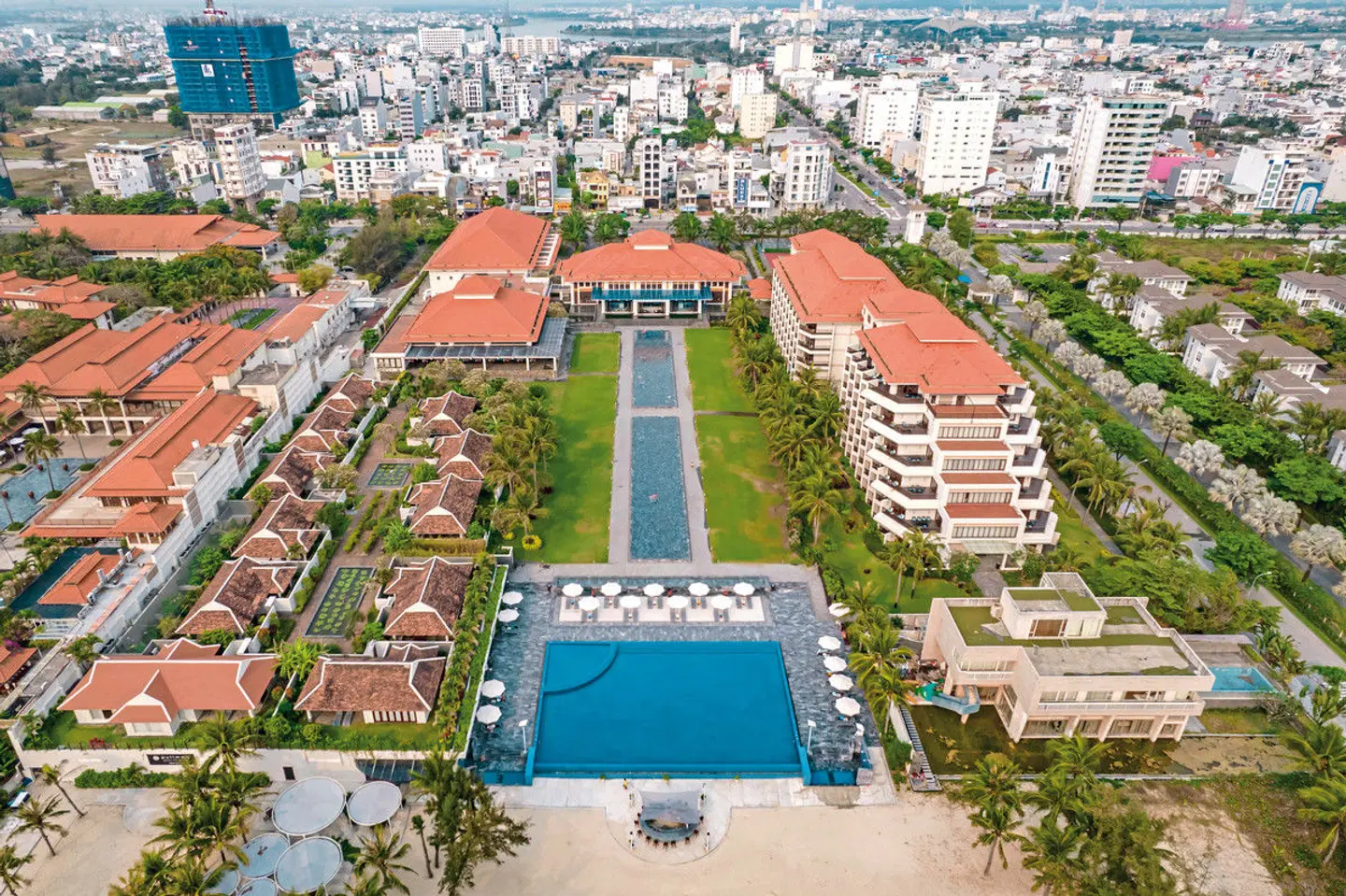 Pullman Danang Beach Resort EXTERIOR