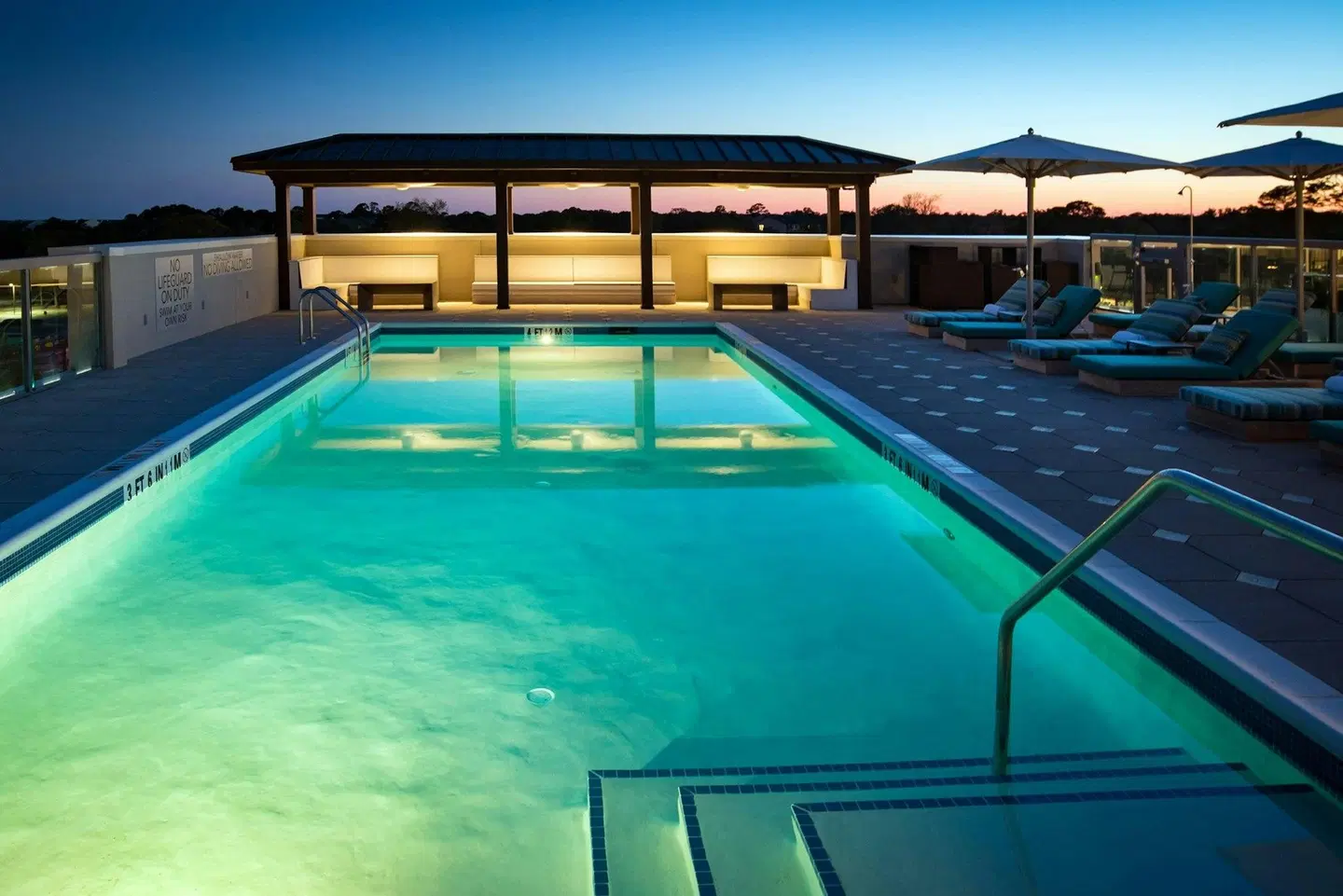 Courtyard by Marriott Hilton Head Island OUTDOOR_POOL