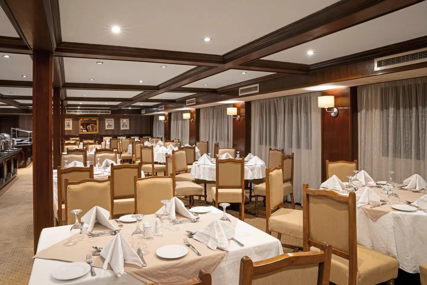 Klassische Nilkreuzfahrt mit MS Nile Symphony Restaurant