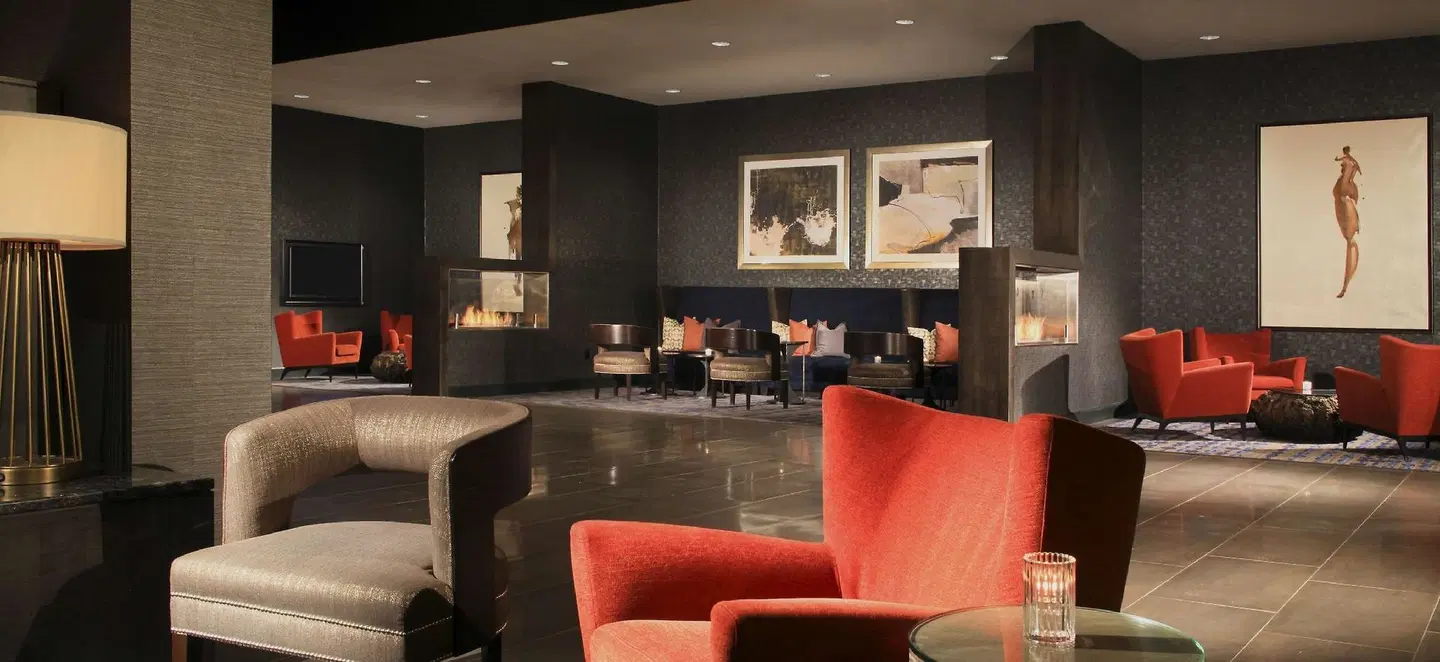 Hilton Parsippany Bar