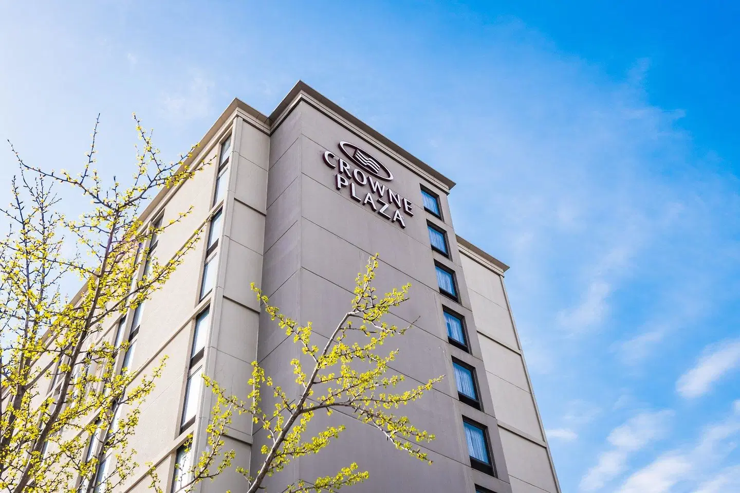 Crowne Plaza Newark Airport by IHG EXTERIOR