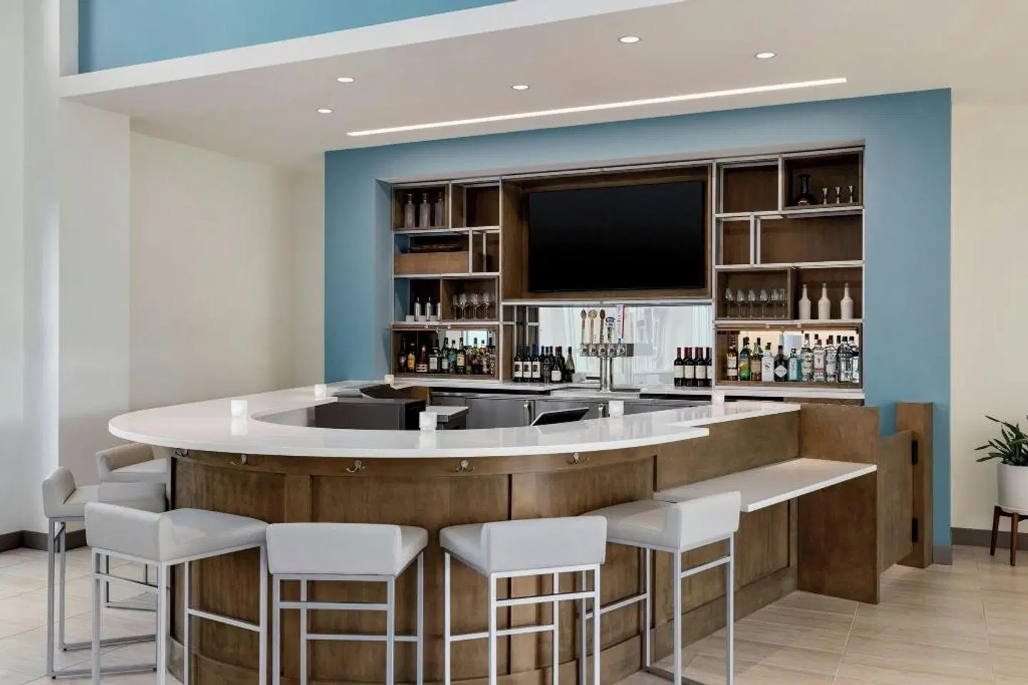 Element by Marriott Charleston Airport Bar