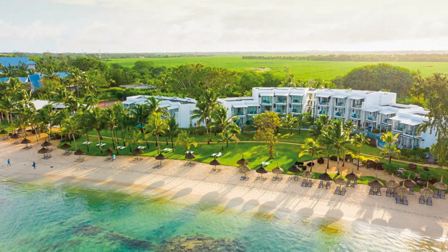 Victoria for 2 Beachcomber Resort & Spa EXTERIOR