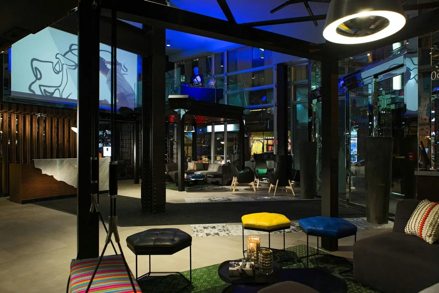 Renaissance Montreal Downtown Hotel SPORTS_AND_LEISURE