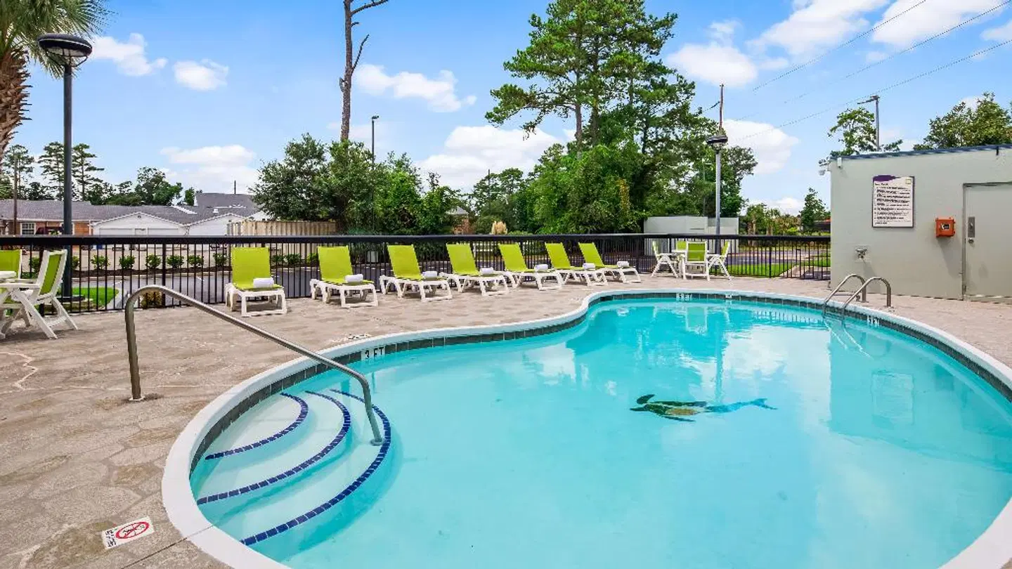 Best Western Plus Myrtle Beach Hotel OUTDOOR_POOL