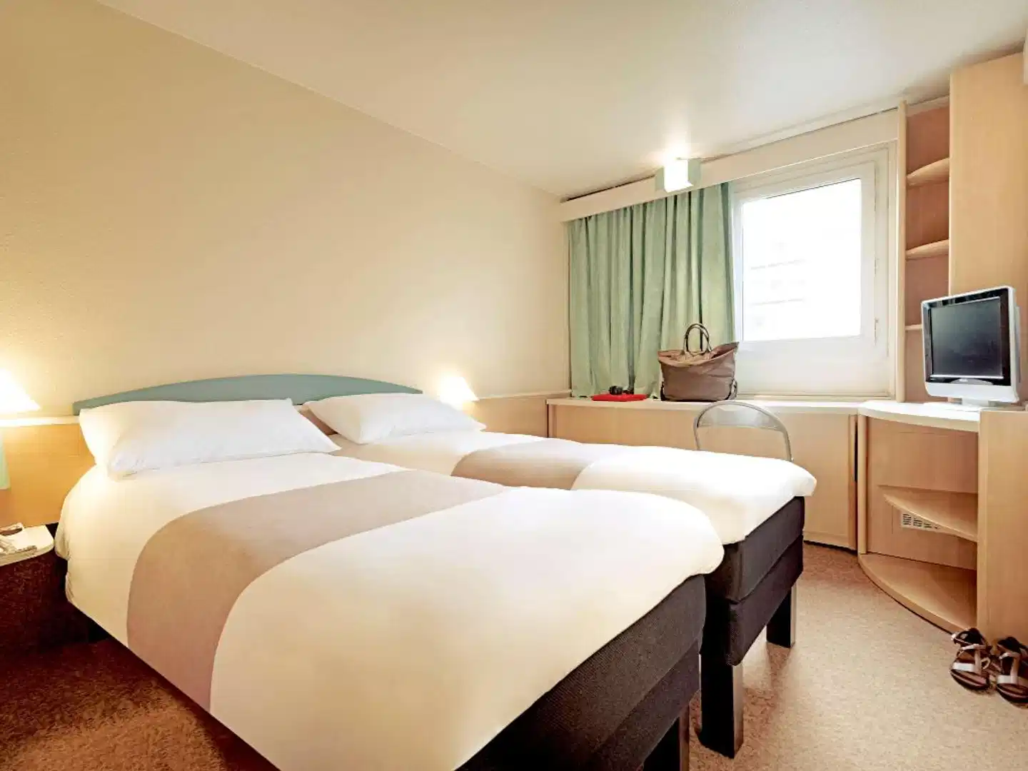 ibis Duesseldorf Hauptbahnhof Hotel Wohnbeispiel