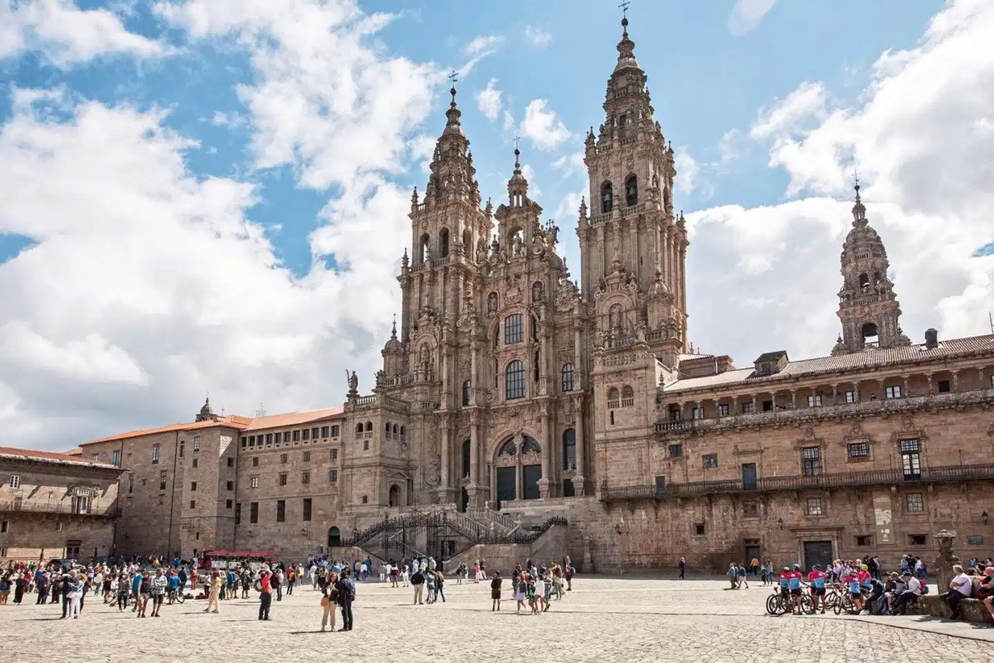 Nordspanien: Galicien - Weltkulturerbe und wilde Traumlandschaften (Hotel Riazor) Sport und Entertainment