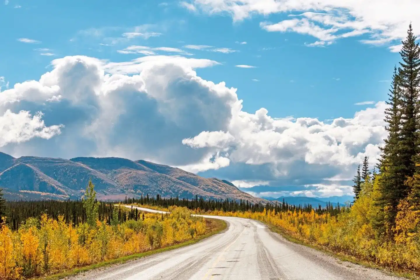 Arktischer Ozean, Tundra & Dempster Highway (Nordroute) Landschaft