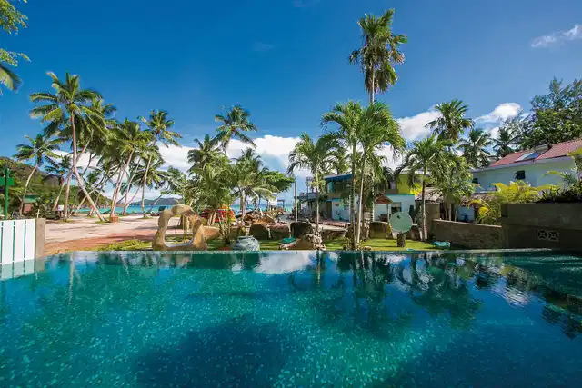Le Duc de Praslin Hotel & Villas POOL