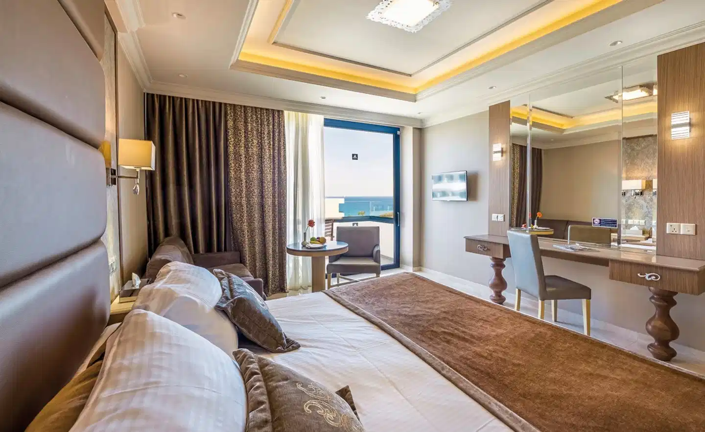 Adams Beach ACCOMMODATION