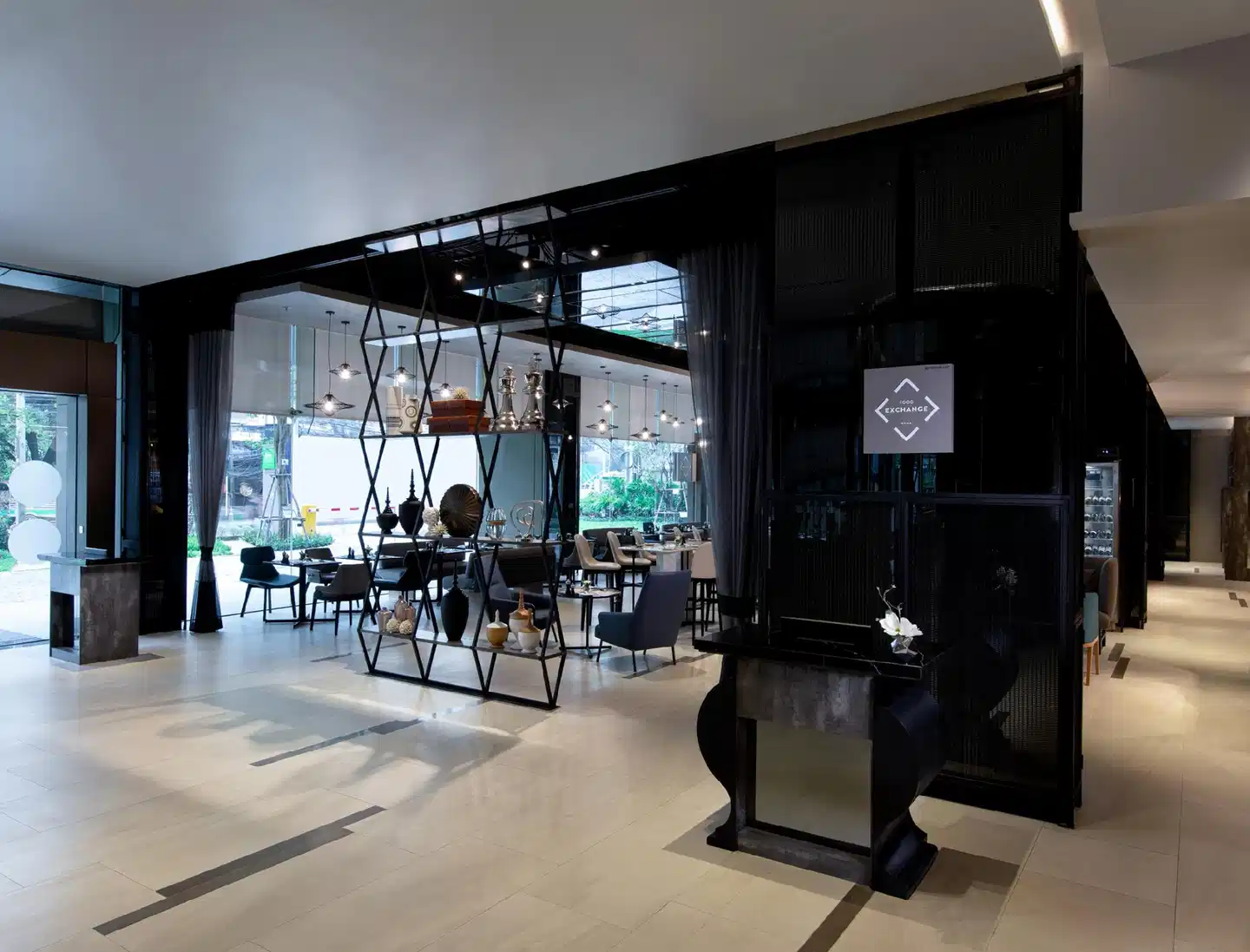 Novotel Bangkok Sukhumvit 4 Lobby