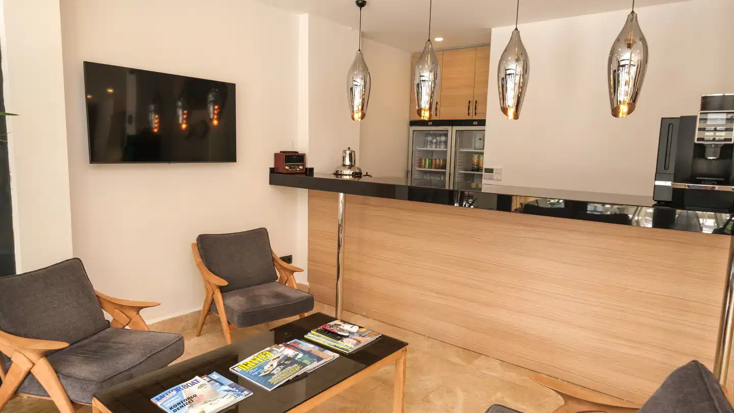 Alesta Seaside Residence Lobby