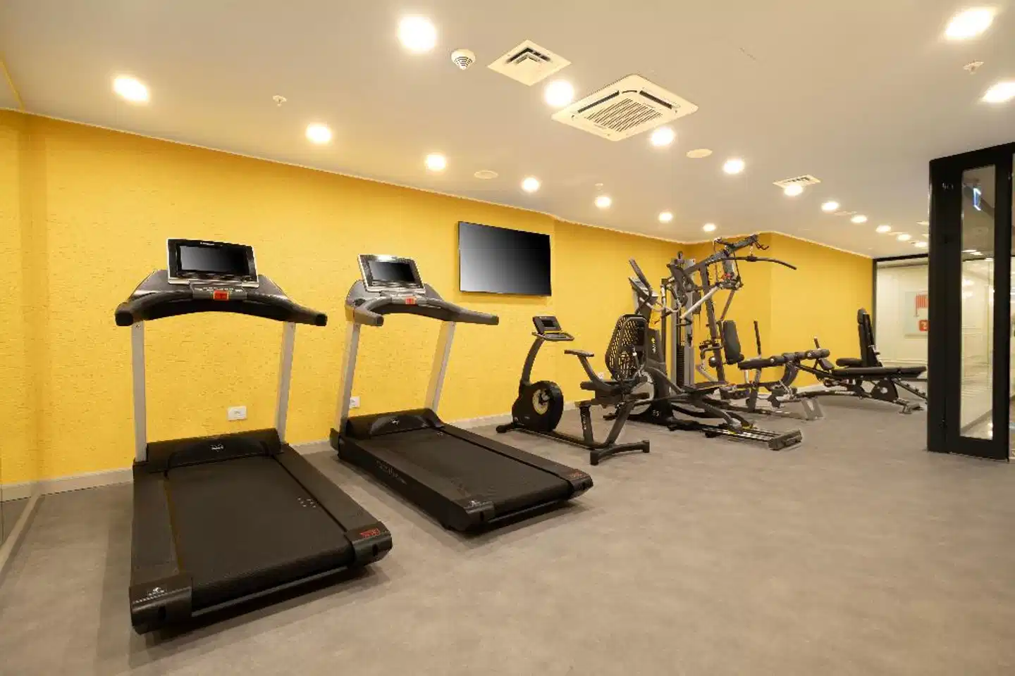 New Inn Hotel Old Town Sport und Entertainment