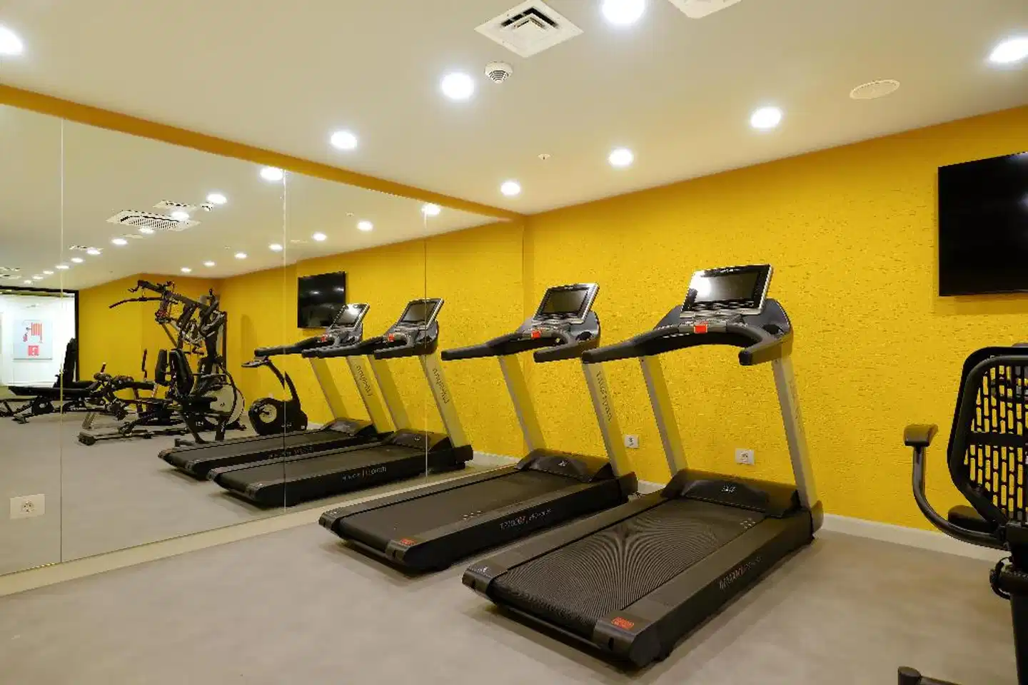 New Inn Hotel Old Town Sport und Entertainment