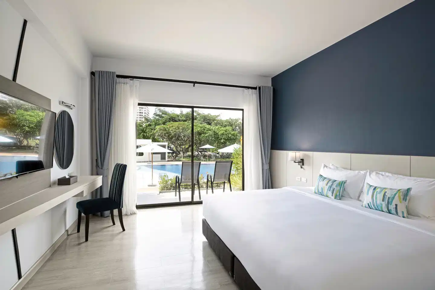 Centara Life Cha-Am Beach Resort Hua Hin Wohnbeispiel
