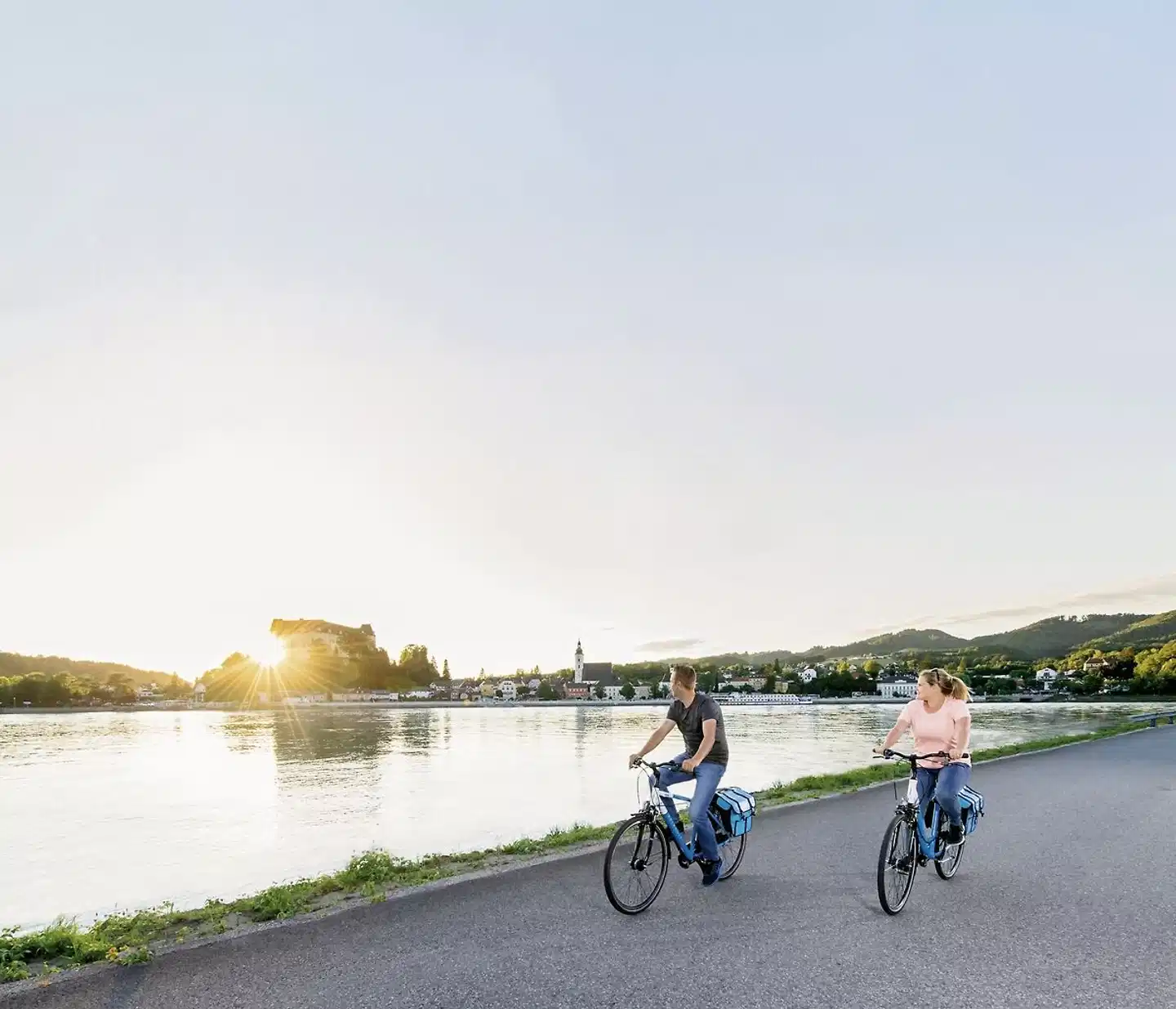 Donau-Radweg mit Charme Sport und Entertainment