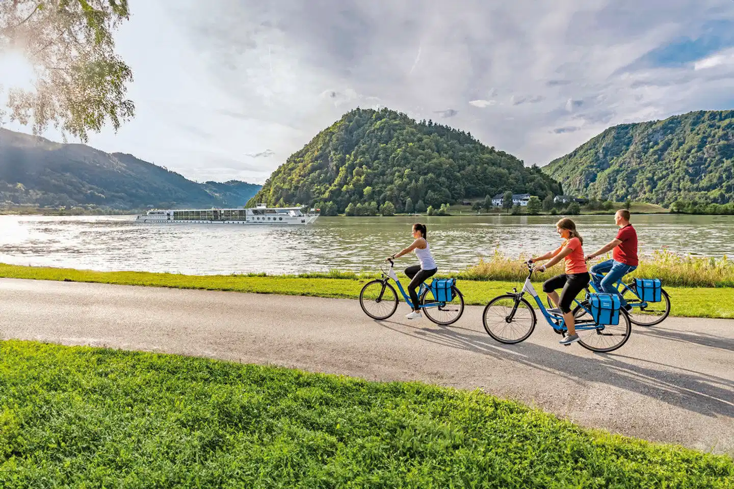 Donau-Radweg mit Charme Sport und Entertainment