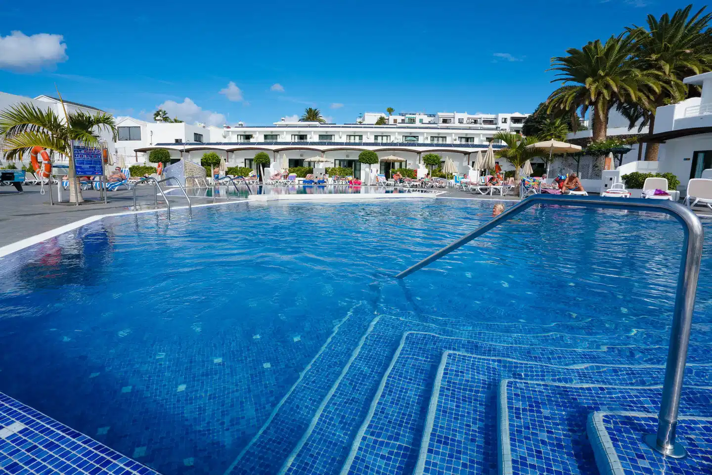 Relaxia Lanzaplaya Pool