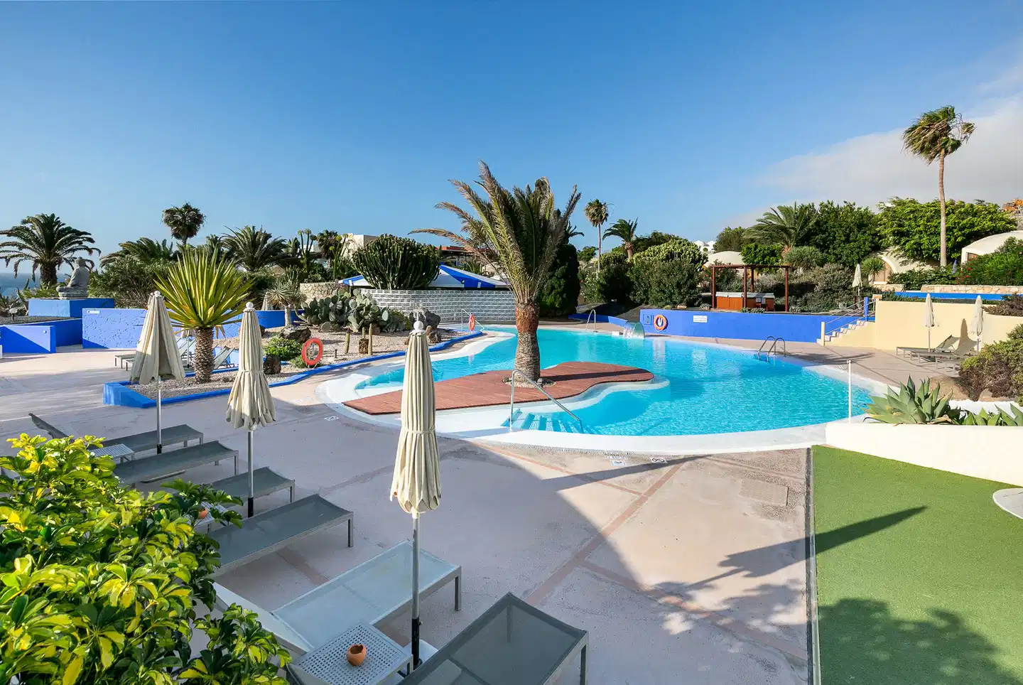 Livvo Risco del Gato Suites Hotel Pool