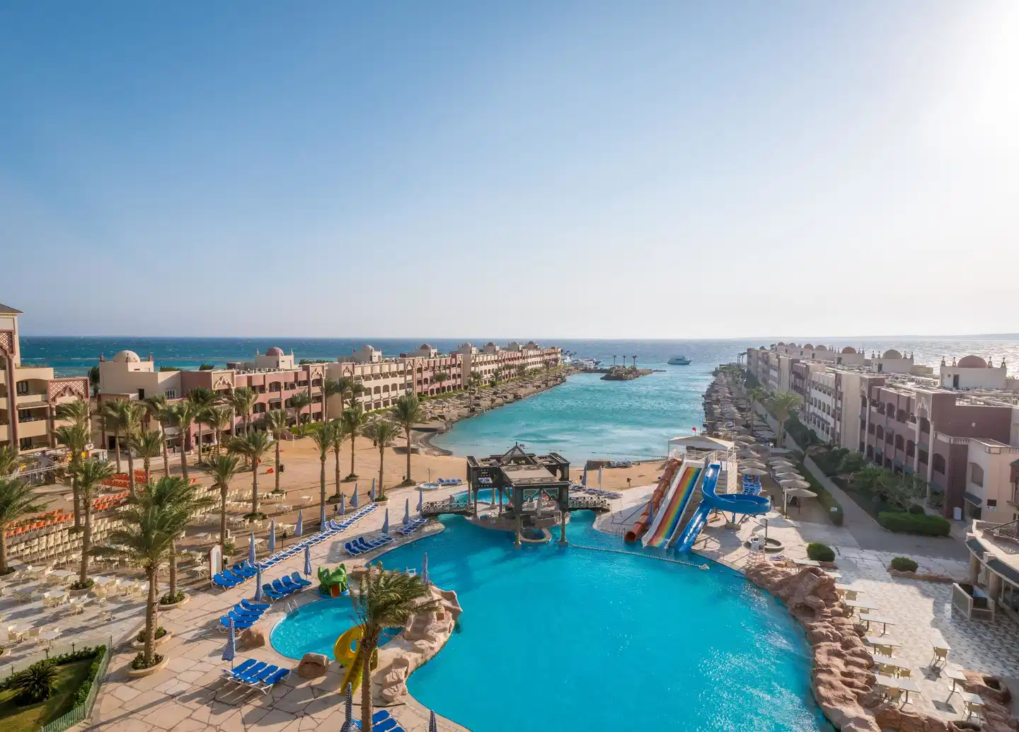 Sunny Days El Palacio Resort & Spa Aussenansicht