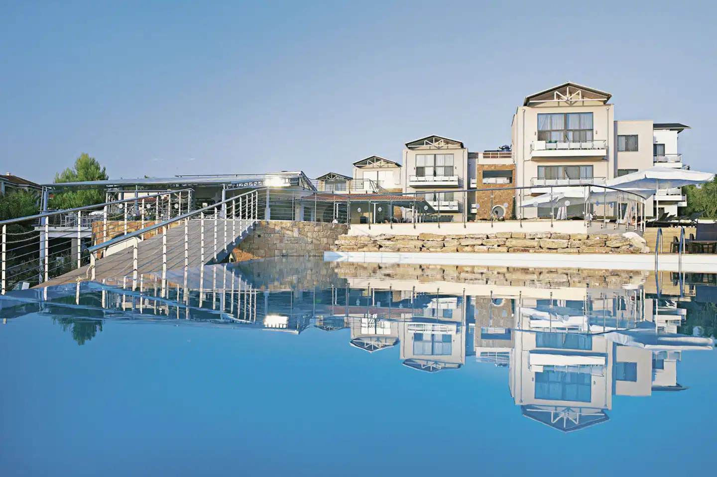 Istion Club Pool
