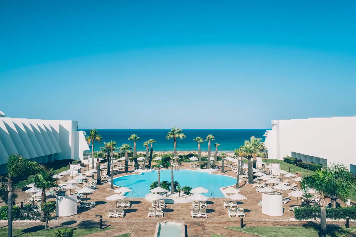 Iberostar Waves Royal Andalus Pool