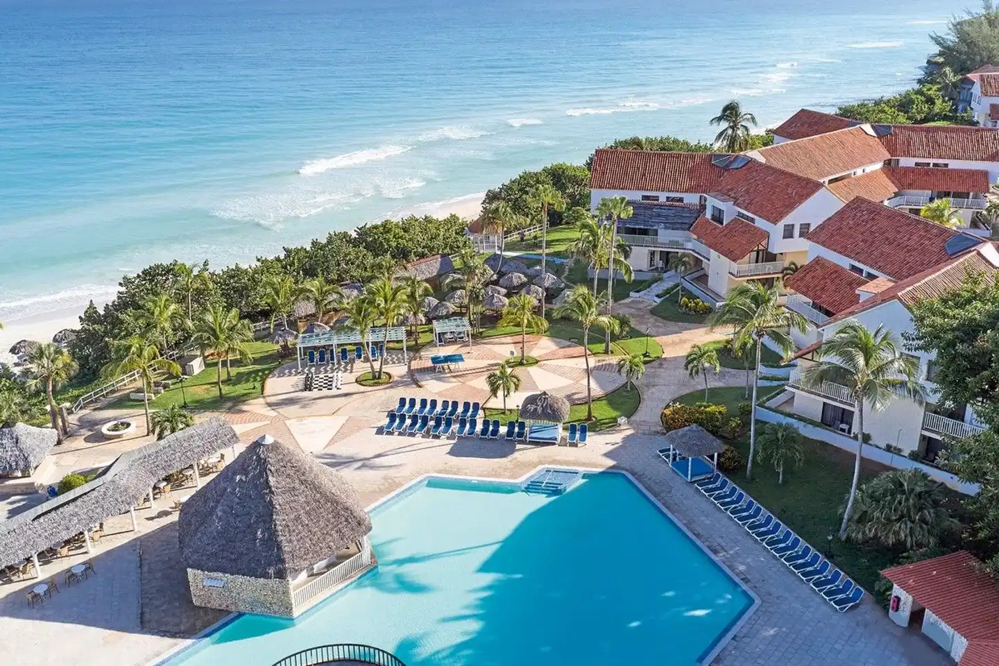 Bella Costa Pool