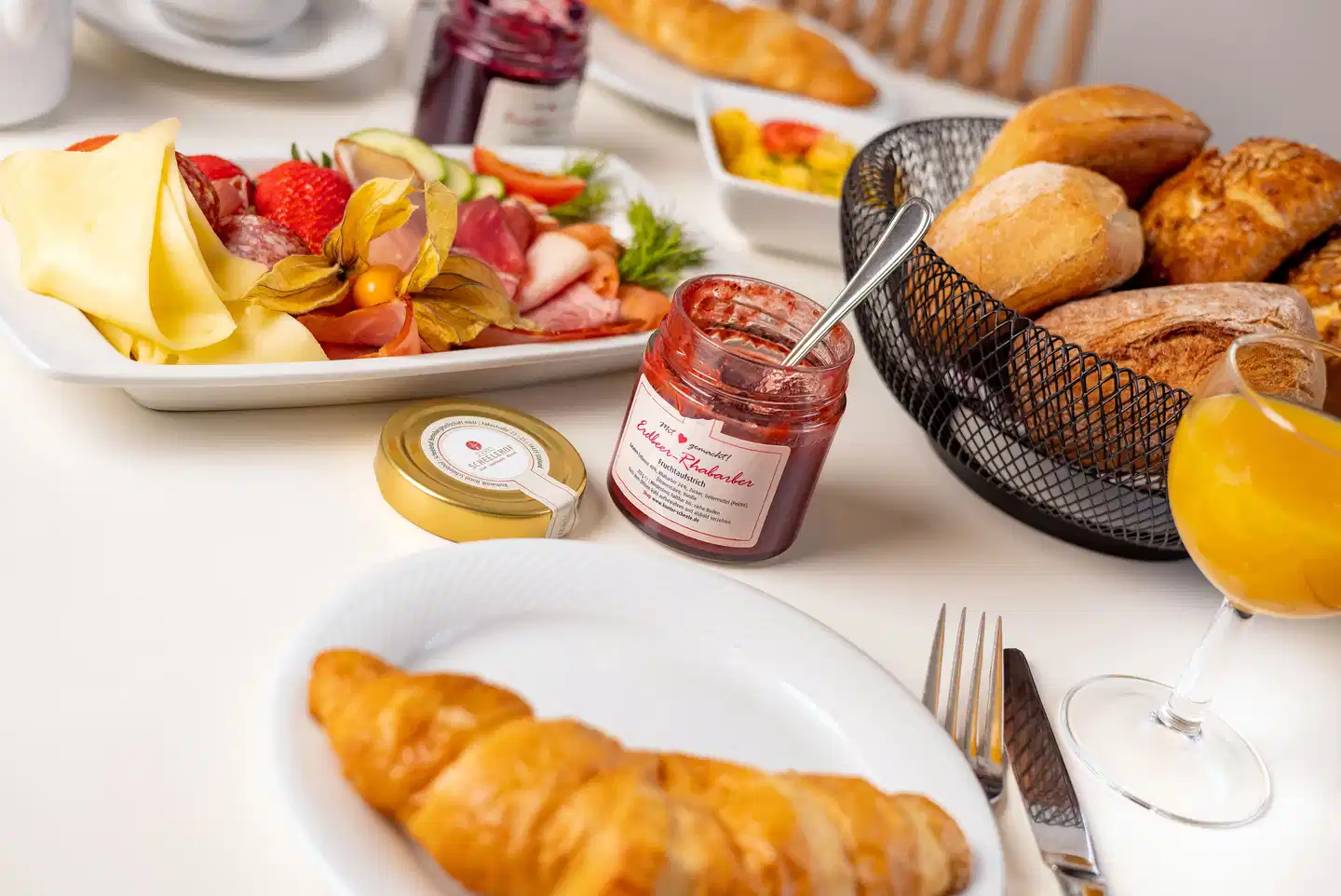 maakt Hotel & Apartments Restaurant