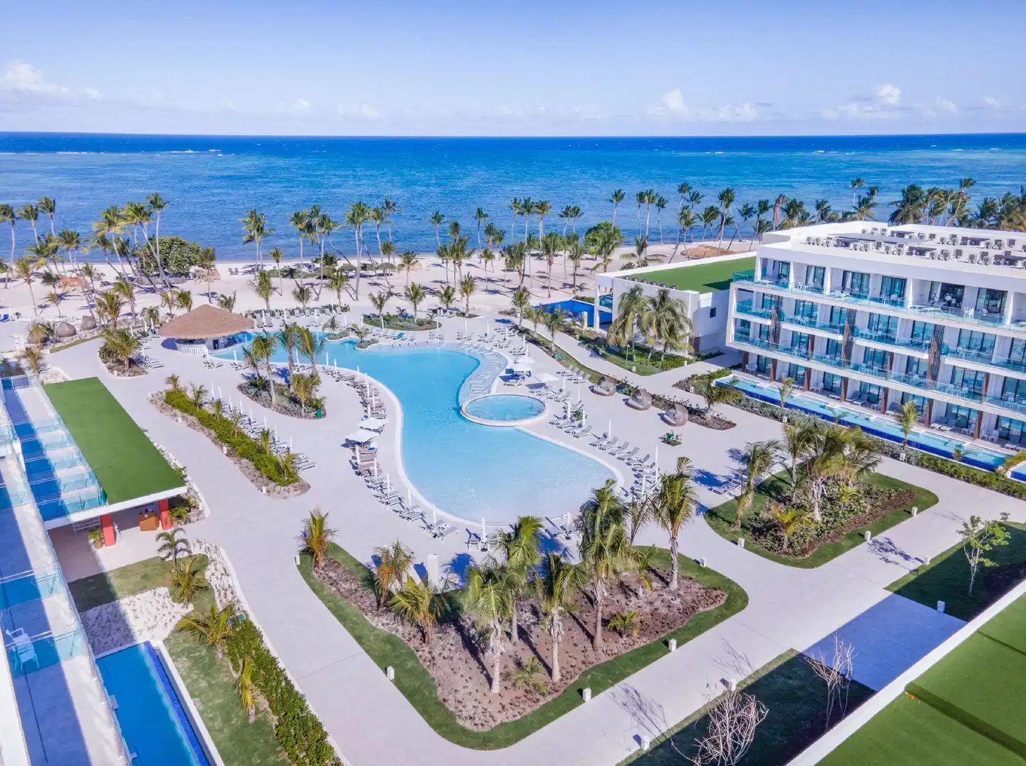 Serenade Punta Cana Beach & Spa Resort Pool