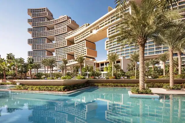 Atlantis The Royal Pool
