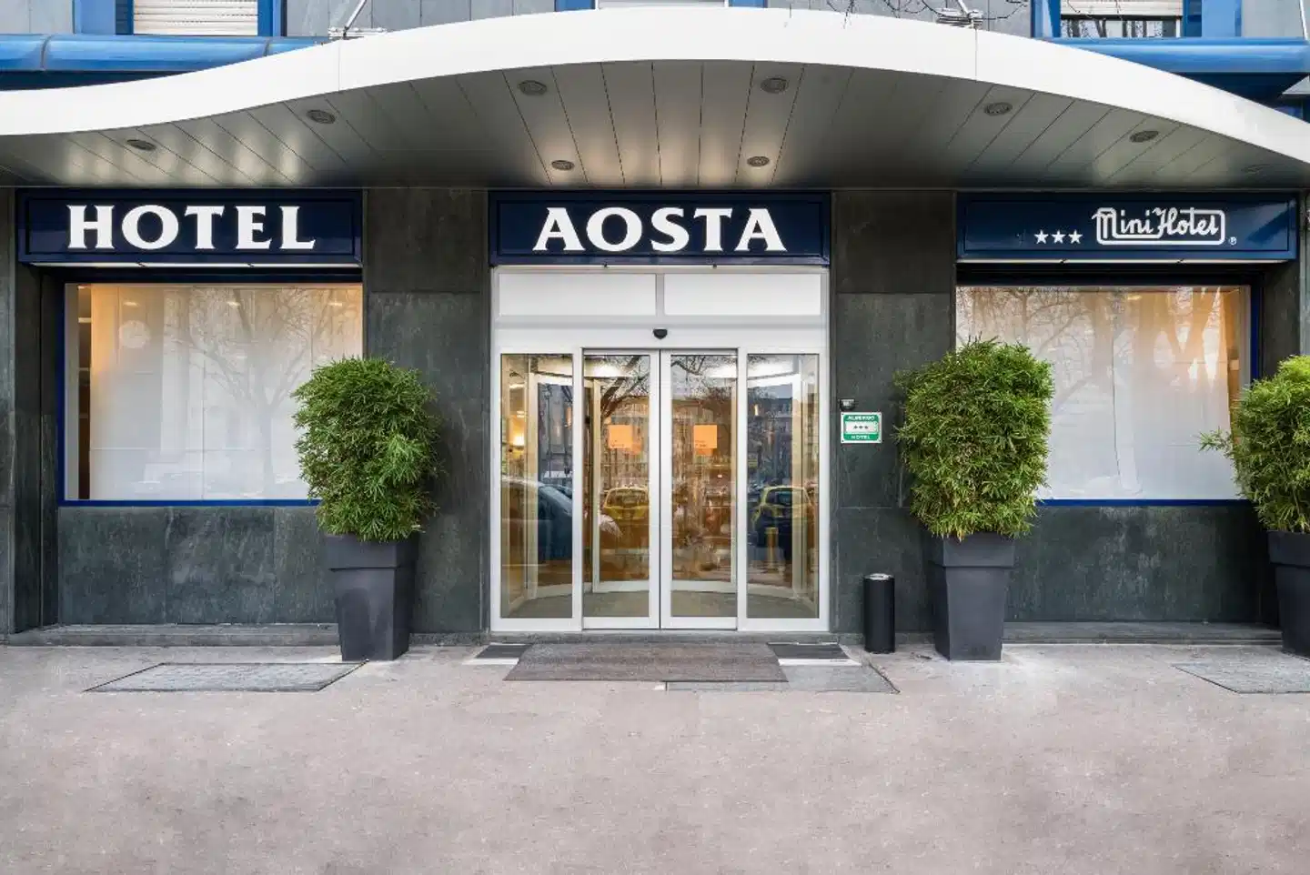 B&B Hotel Milano Aosta Aussenansicht