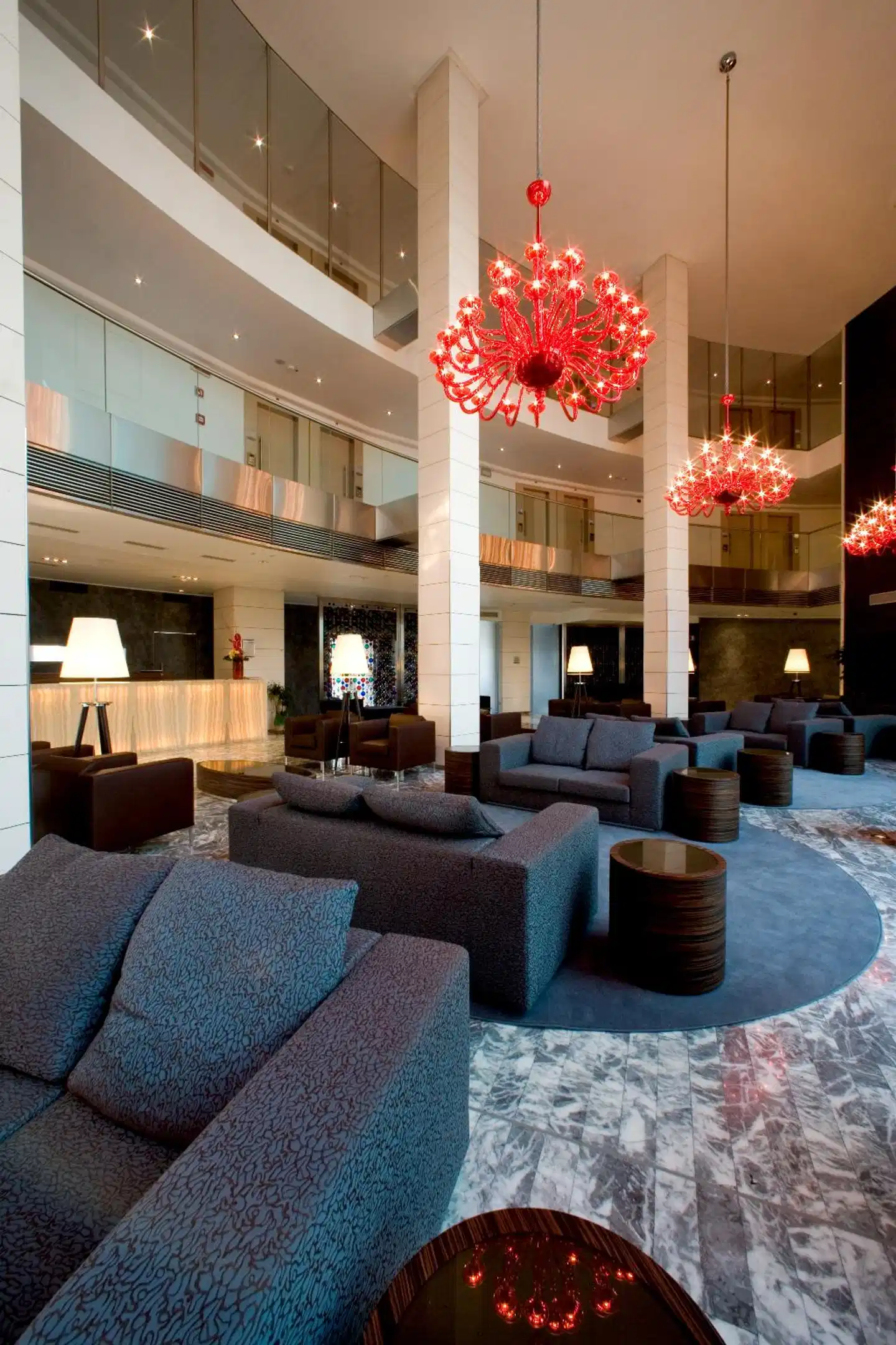 Antony Palace Hotel Lobby