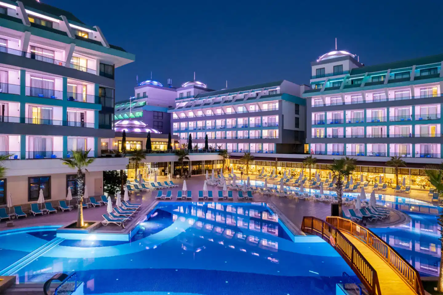 Sensitive Premium Resort & SPA Pool
