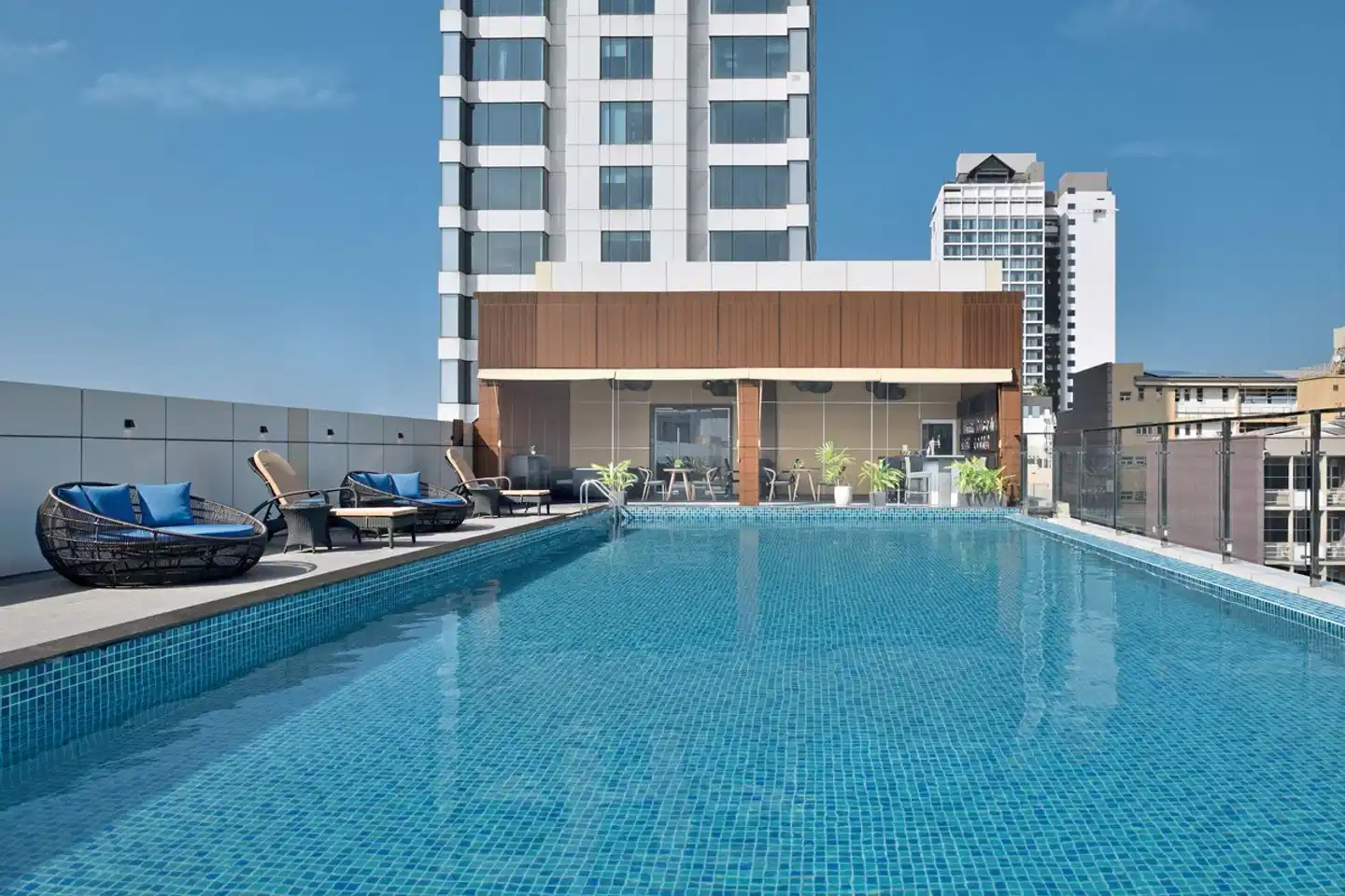 Sheraton Colombo Hotel Pool