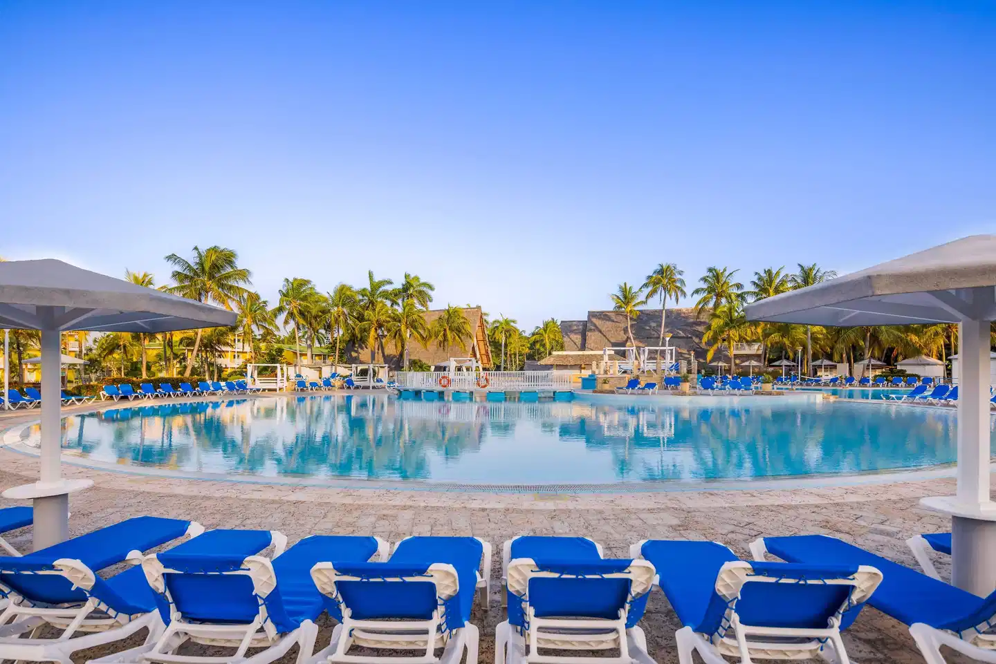 Meliá Las Antillas POOL