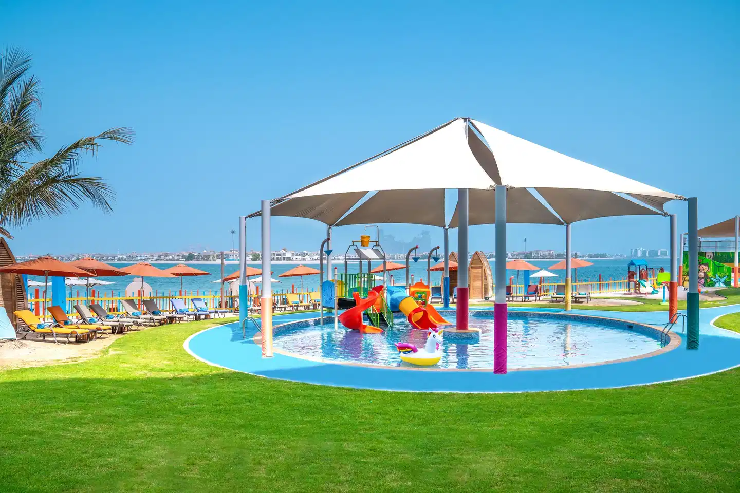 Rixos The Palm Dubai Hotel & Suites POOL