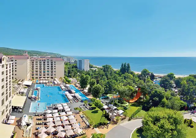 Hotel Melia Grand Hermitage Aussenansicht