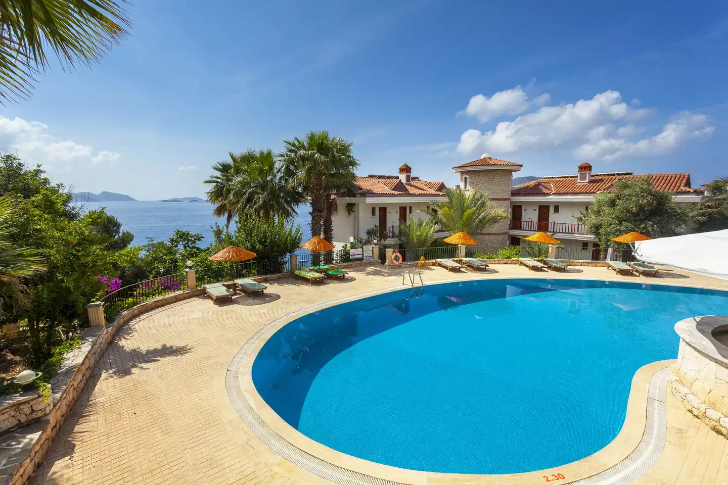 Aquarius Hotel Pool