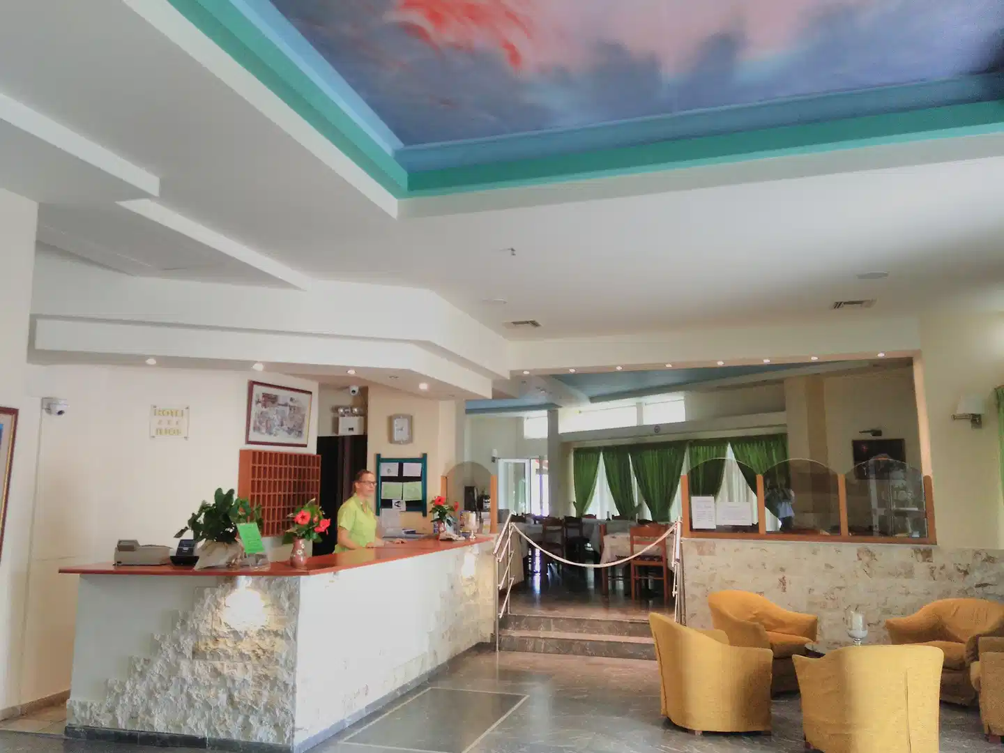 Ilios Hotel Bar