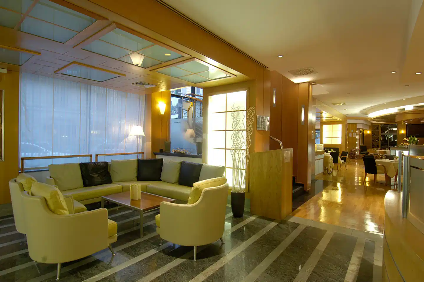 NH Milano Machiavelli Lobby