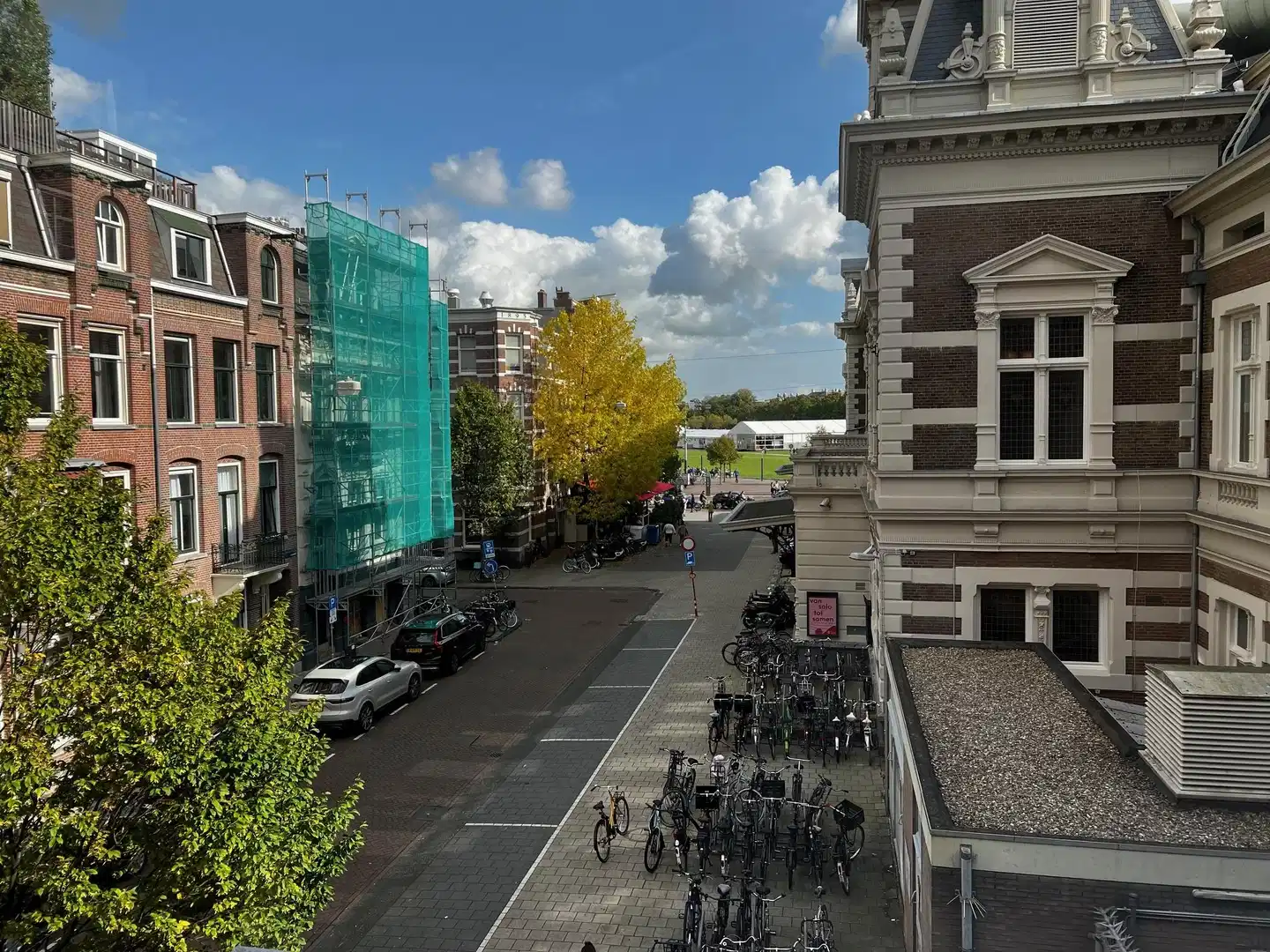 Budget Trianon Aussenansicht