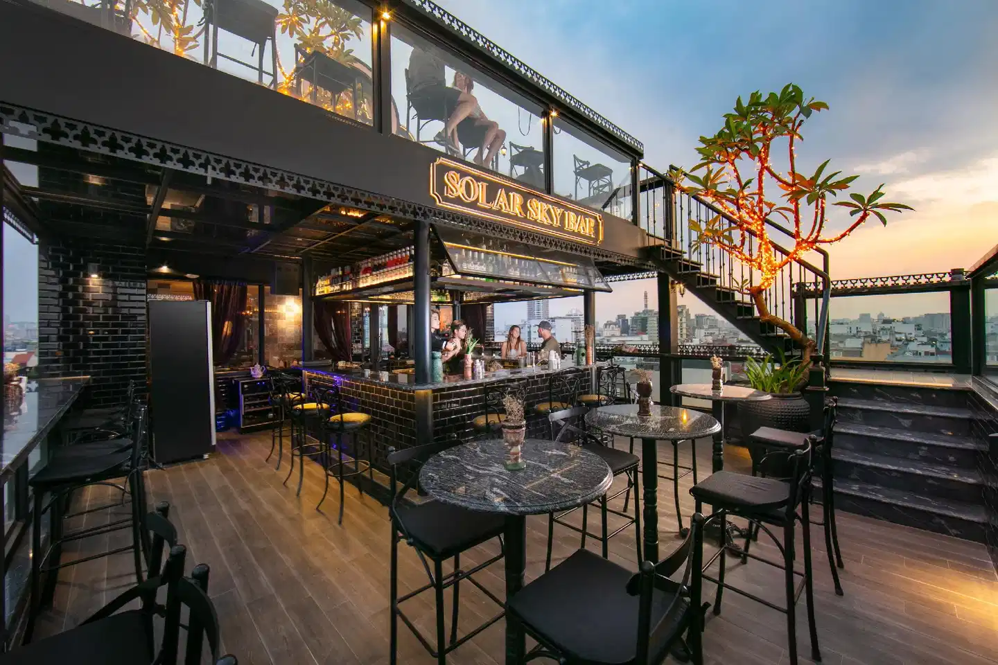 LeaH Silk Hotel Terrasse