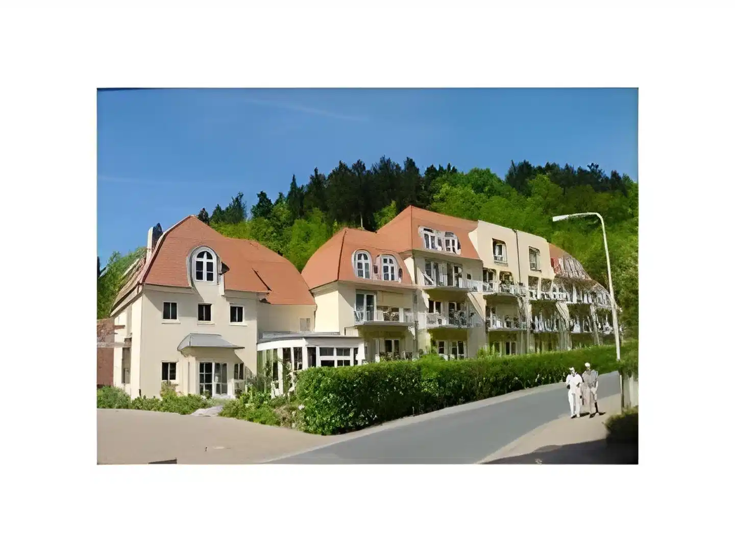Parkhotel Flora Aussenansicht