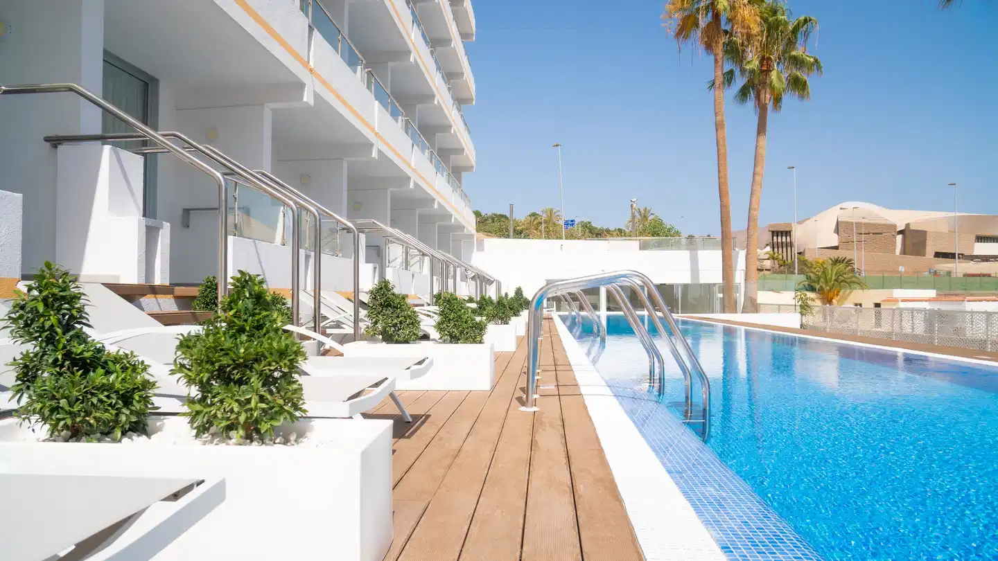 Coral Ocean View - Adults Only Pool