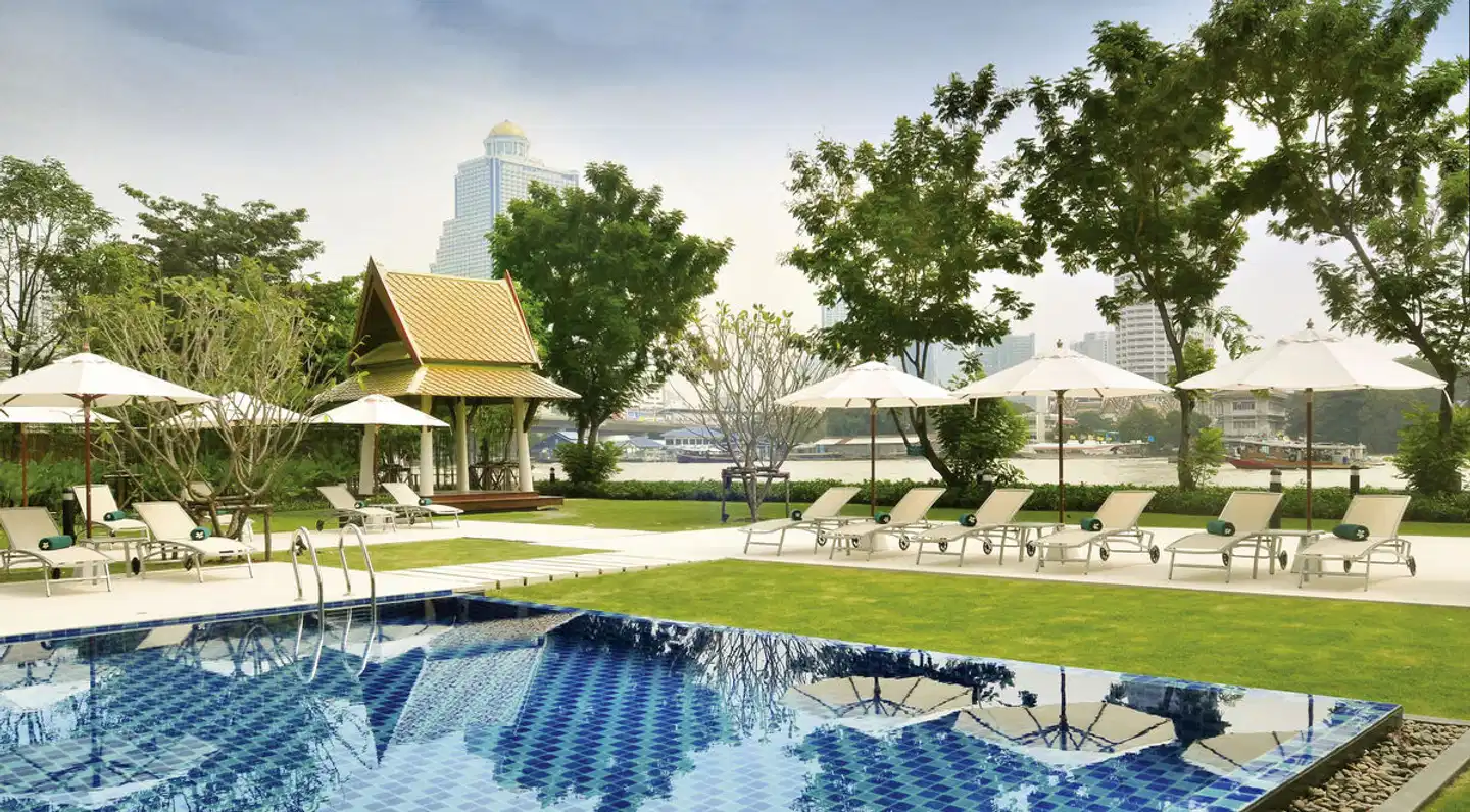 Ibis Bangkok Riverside Pool