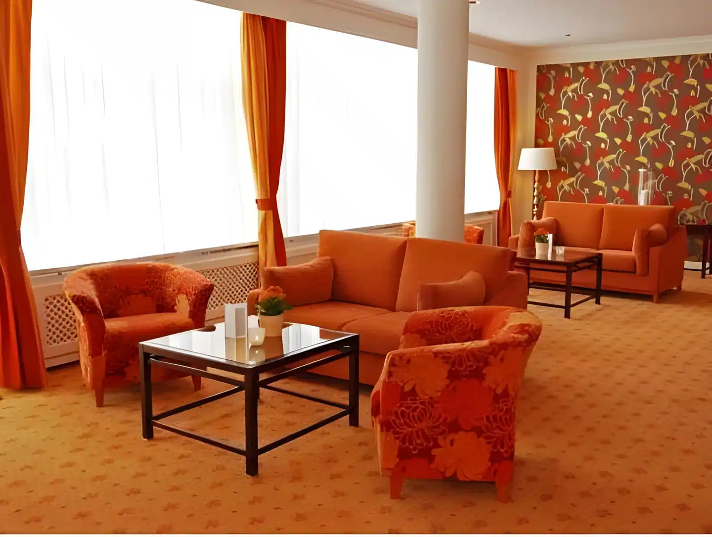 Bellevue Lobby