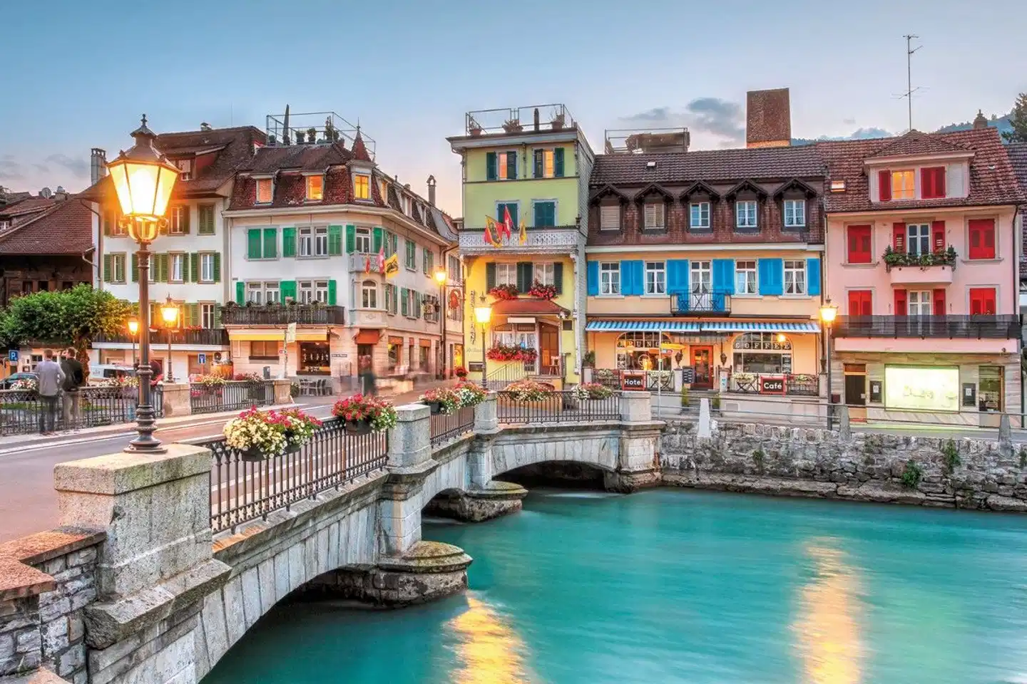 GoldenPass Express von Montreux nach Luzern Aussenansicht