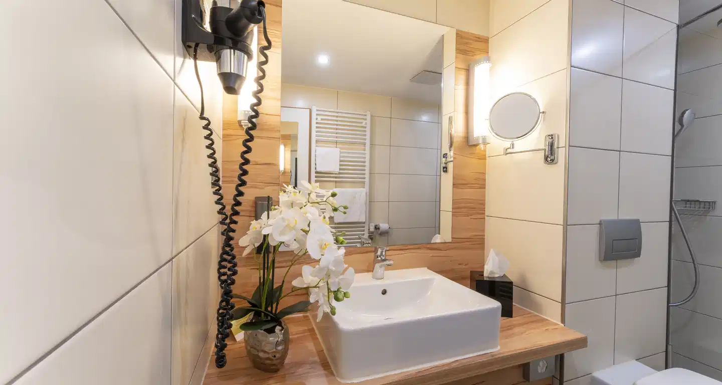 PLAZA Premium Columbus Bremen Badezimmer
