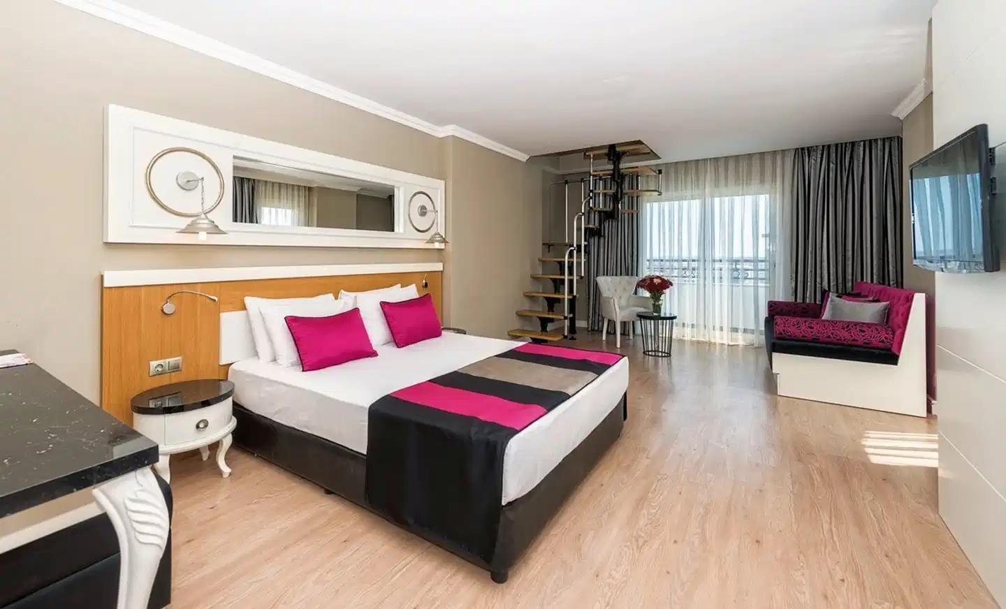 Serenis Hotel Wohnbeispiel