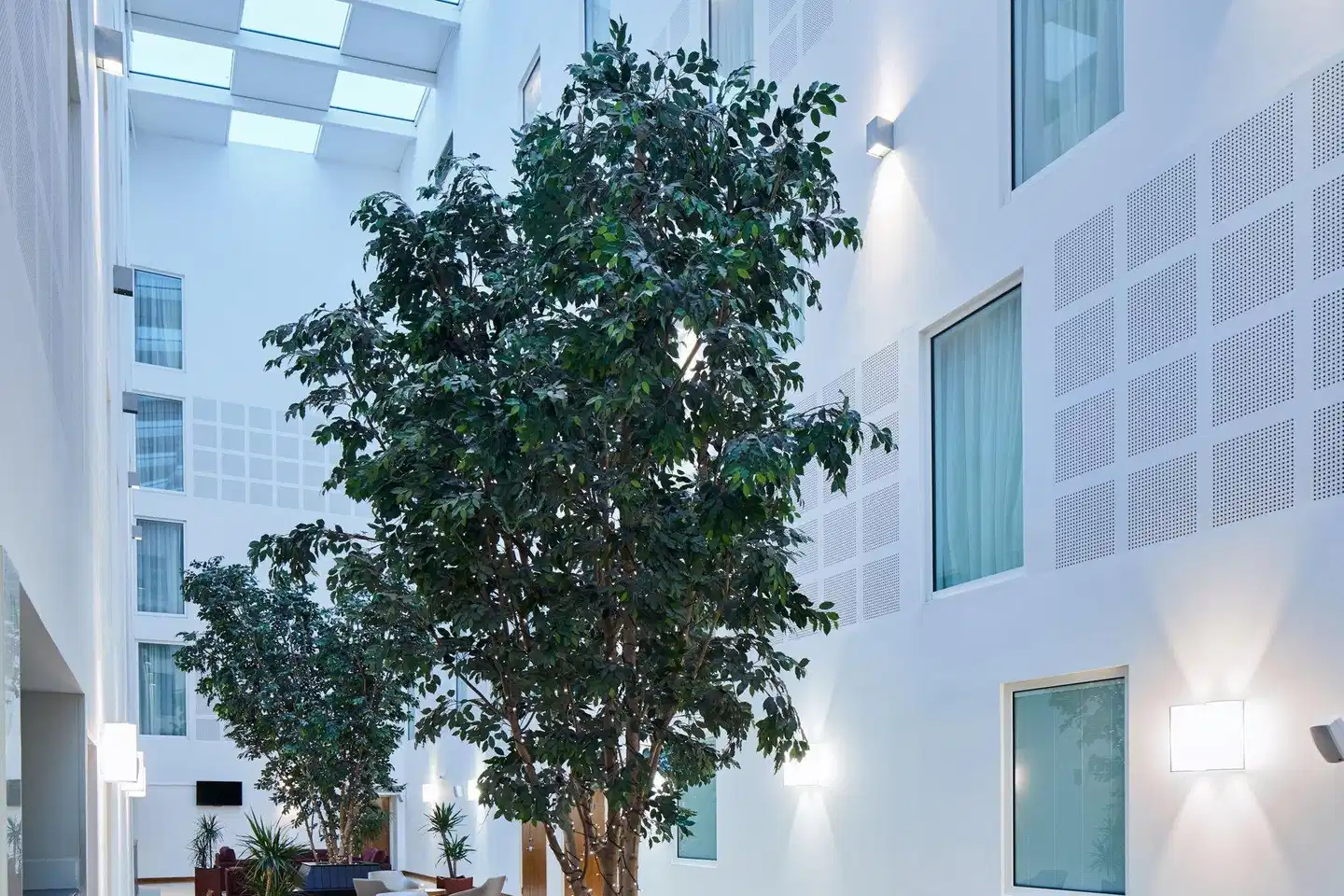 Courtyard by Marriott London Gatwick Airport Terrasse